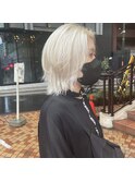 ミルクティーブロンドニュアンスウルフワンホンレイヤー渋谷