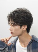 ニュアンスパーマフェザーパーマセンターパート毛流れパーマ