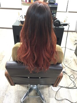 ユニーク(UniQ) 【UniQ・小笹】オンブレグラデーション・ダークチェリーレッド