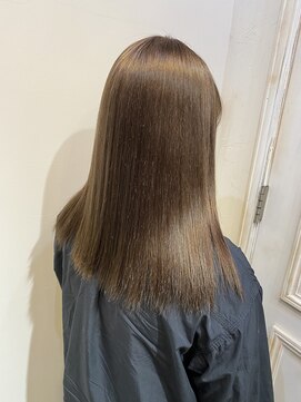 アンベリール 大名(Embellir) オリーブベージュ