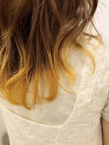 ムーン(moon)&nbsp;#くびれヘア #ビタミンカラー #着物ヘア #メルティカラー