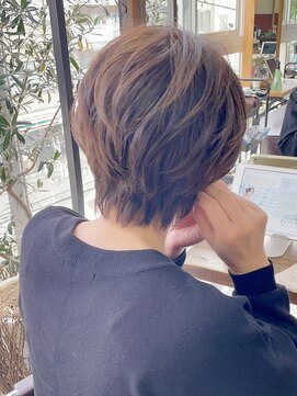 ルーファス 恵比寿 渋谷(Ruufus) 40代レイヤーボリュームショートRuufus恵比寿・渋谷