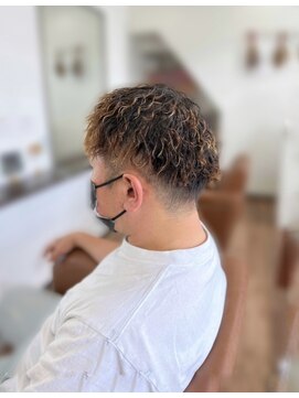 トータルビューティーオアシス(total baeuty OASIS) ツイストパーマ