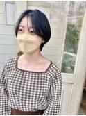 ハンサムショートくびれヘア黒髪センターパート夏髪型梅ヶ丘
