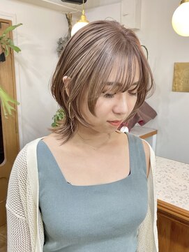 シエン 恵比寿(CIEN) ウルフレイヤー/ベージュカラー/暖色系ベージュ/ミディアムボブ