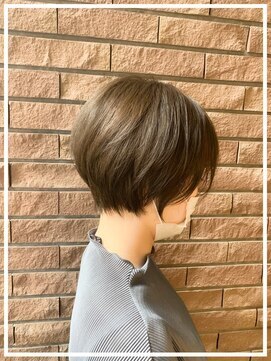 アッシュ 清瀬店(Ash) 丸みショート