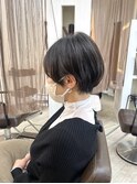八戸黒髪マッシュショート20代30代