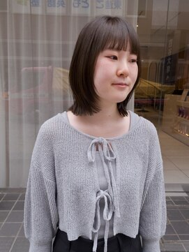 マーシィ(MARCIE) layer hair × olive