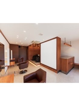 一人ひとりの髪の状態に合わせた施術でキレイな髪へ。丁寧なカウンセリングでご要望をお伺いします＊