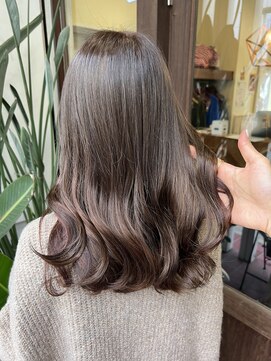 アン(Hair make un) ブラウンベージュ