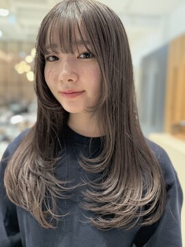 マーシィ(MARCIE) アッシュベージュ× レイヤー