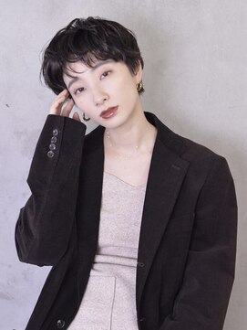 コイ(coii) 赤味消し透明感カラー/ナチュラルパーマ/小顔ショートヘア