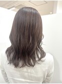 くすみベージュ/細めハイライト/ミディアムレイヤー/透明感