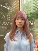 レイヤーカット×ピンクベージュ