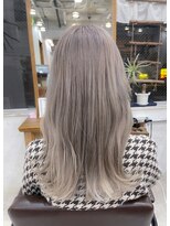 ジュノ(Jeuno)&nbsp;シルバーブロンド