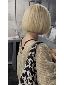 レゴリス(REGOLITH) 抜きっぱなしあごラインボブ