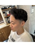 ビジネスパー　刈り上げ　フェード　毛流れ