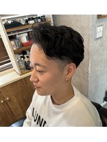 ザ ワルツ(THE Waltz)&nbsp;ビジネスパー　刈り上げ　フェード　毛流れ