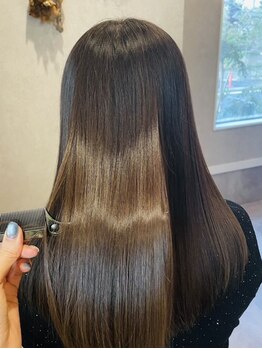 ＜ツヤ・手触り・髪質改善＞髪本来の美しさを引き出すAblemのトリートメントで、毎日触れたくなる髪へ。