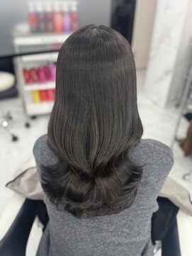 ジレ バイ マッドグラマー(GILET by mad grammar) 札幌韓国ヘア / グレージュ / くびれ巻き