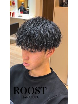 ルースト 原宿店(ROOST) MEN’S HAIR/波巻ツイストスパイラル/フェザーパーマ/眉毛/原宿