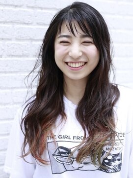 エイチバイシオミエイチ 神戸三宮(H by shiomi H) 裾カラー