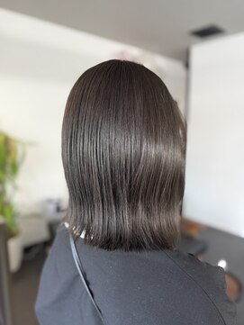 エミタス 柳通り(Emitas.) オリーブグレージュ