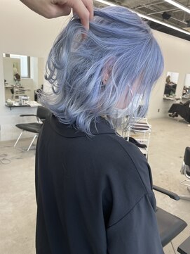 エゴル ナゴヤサカエ(ENGOL NAGOYA SAKAE) ブルーカラー