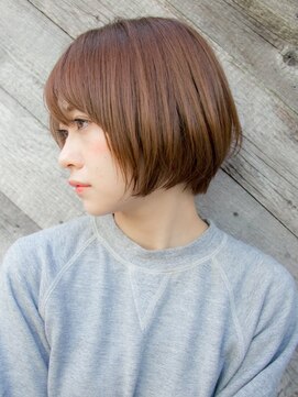 ルティア 池袋(Lutia) 輪郭をキレイにみせるショートボブ