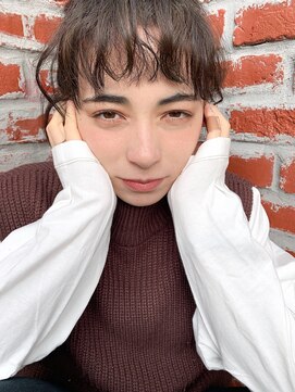 アクトゥス(AEQUITAS) ダブルカラー×ダークブラウン【池袋/20代/30代/40代】