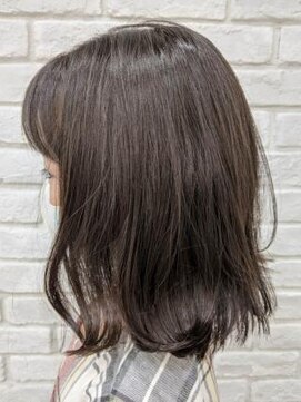 ミーティア バイ クアトロ(Meteor By QUATRO) チョコレートベージュ×外ハネボブ