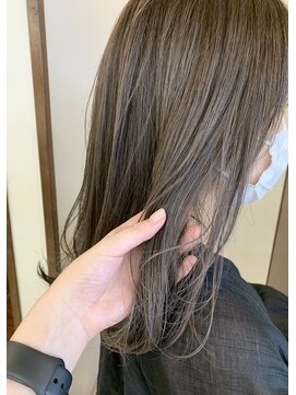 キアラ(Kchiara) ハイライトグレージュカラー