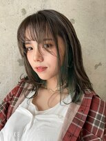 エミュ 天文館店(eMu) ピスタチオグレージュとイヤリングカラーグリーン