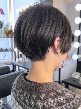シャロン(SHARON) 【SHARON 原宿】20代30代40代 人気 黒髪 ハンサムショート