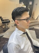 メリケンバーバーショップ フクオカ(MERICAN BARBERSHOP FUK)&nbsp;かきあげナチュラルフェードビジネス