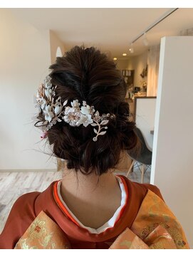トハユ(TOHAYU) ヘアアレンジ