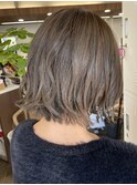シルバーグレージュ×ボブ