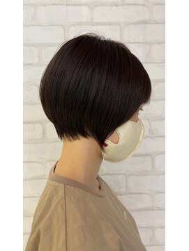ビス リアン 川口店(Vis lien) 前下がりショートボブ艶髪アッシュベージュ川口