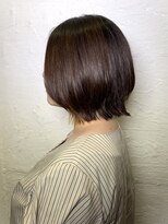 スクエアウーノ 博多(SQUARE＊UNO HAKATA)&nbsp;30代40代　外ハネ　レイヤーボブ　艶感　ブラウンカラー