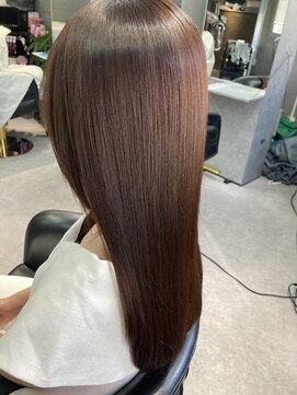 ヴィオラスバイポッシュ ギンザ(Violus by Posh GINZA) 絹髪矯正by髪質改善