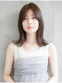 オトナな長め前髪のシースルーロブ