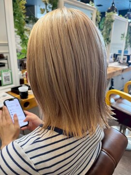 クロエ バイ ラヴィズム 三条2号店(CLOE by LUVISM) イルミナカラー