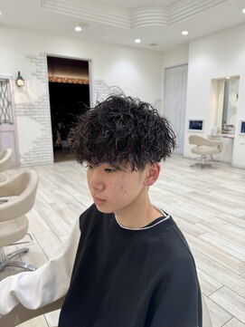 ロンド ラマ 岐阜(Lond bla-ma) 刈り上げマッシュ×ツイストスパイラル【Lond伊藤メンズ】