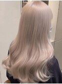 ミルクティーベージュブロンドブリーチカラーレイヤーカット