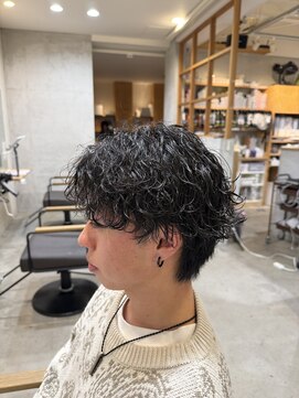 メンズクル(men's quru.) 波巻きパーマ波巻きツイストスパイラルパーマメンズウルフ春日井