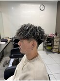 ツイストスパイラル　メッシュパーマ　ホワイトメッシュ　縦落ち