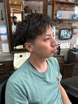 アールズ ヘア(R's hair) MEN’S HAIR/波巻きツイストスパイラル/リバースセンターパート