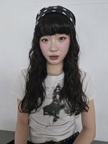 ヴィジョン(VISION)&nbsp;黒髪ロング/ウェーブパーマ/重めバング/顔まわり/モードヘア