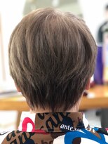 美容室パウサ 大人クールベリーショート
