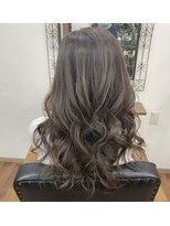 リズ オブ ヘアー(Lis of hair) ハイライト☆グレージュ